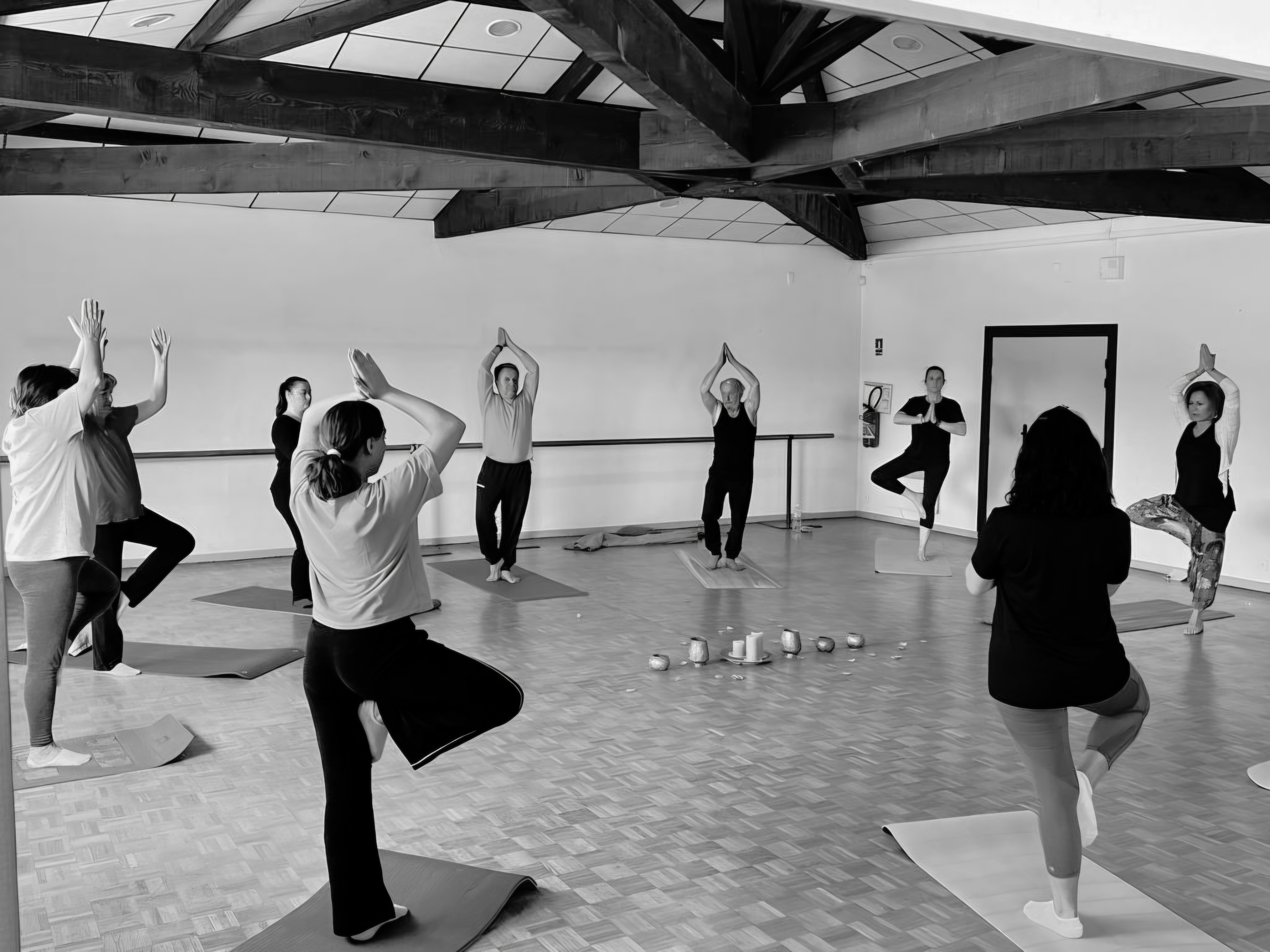 Visuel annonçant un stage de Hatha Yoga avec Envolée des Sens, pratique bien-être et gestion du stress.